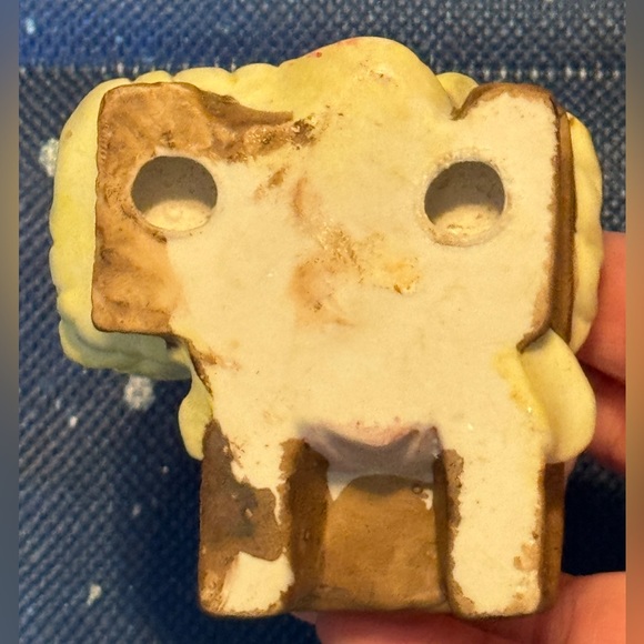 Set of two Manger Scene Ceramic Pieces - Picture 7 of 10